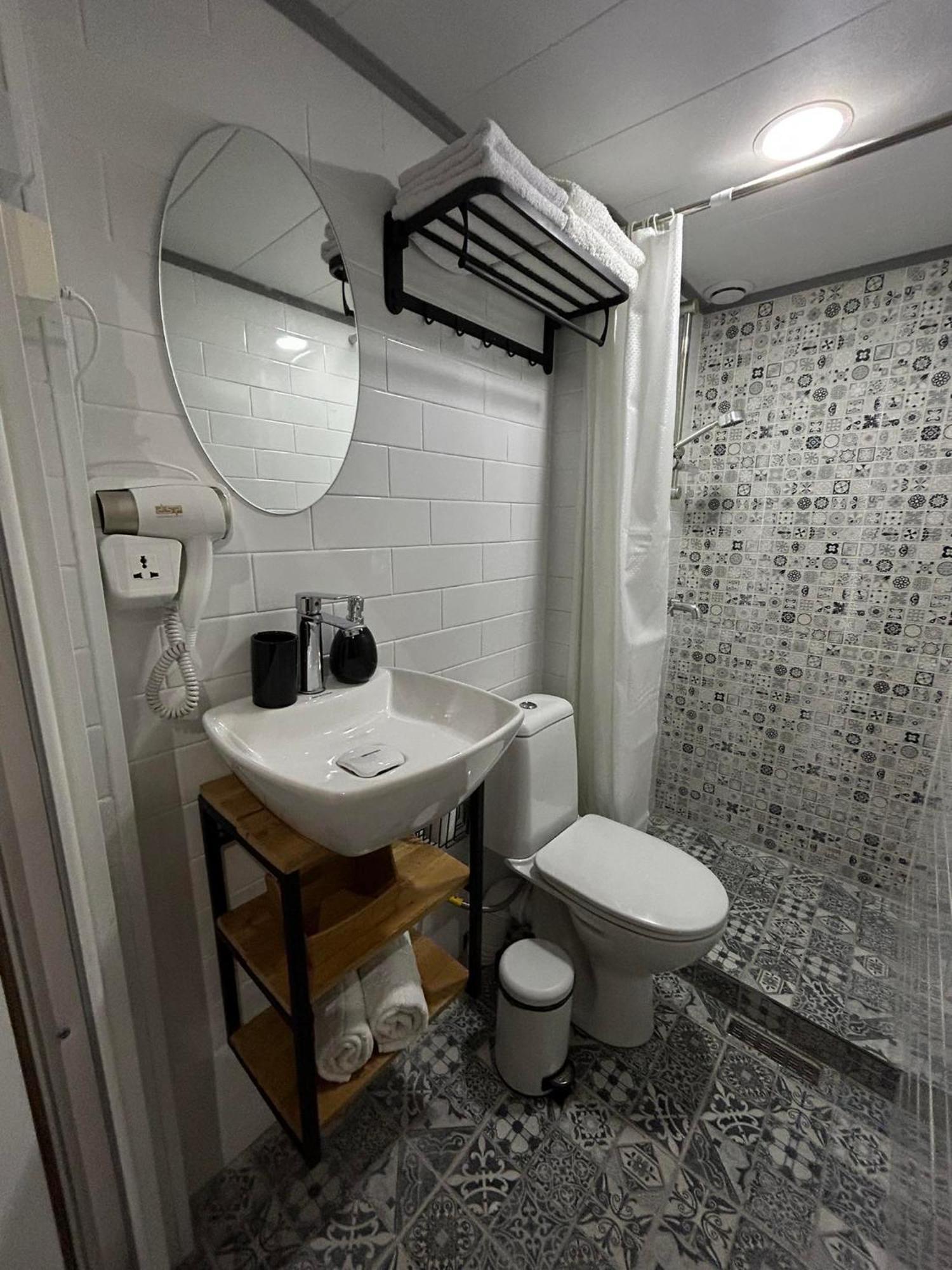 Noah Apartment Tbilisi Ngoại thất bức ảnh